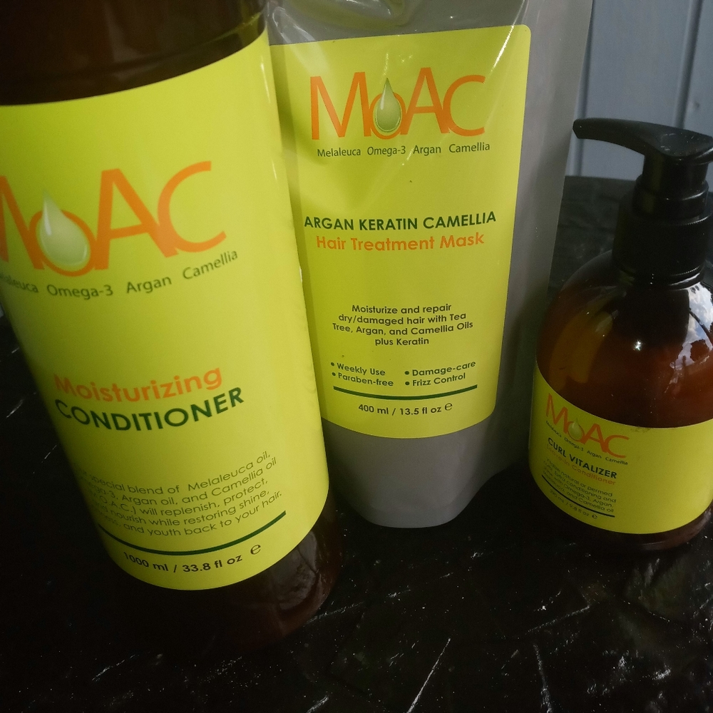 MOAC Haircare set
